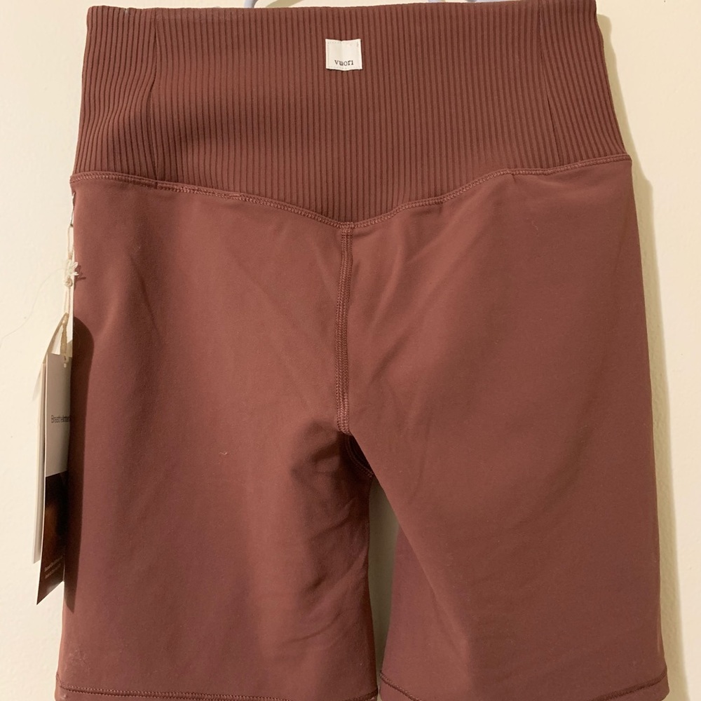 Vuori rib studio short size small